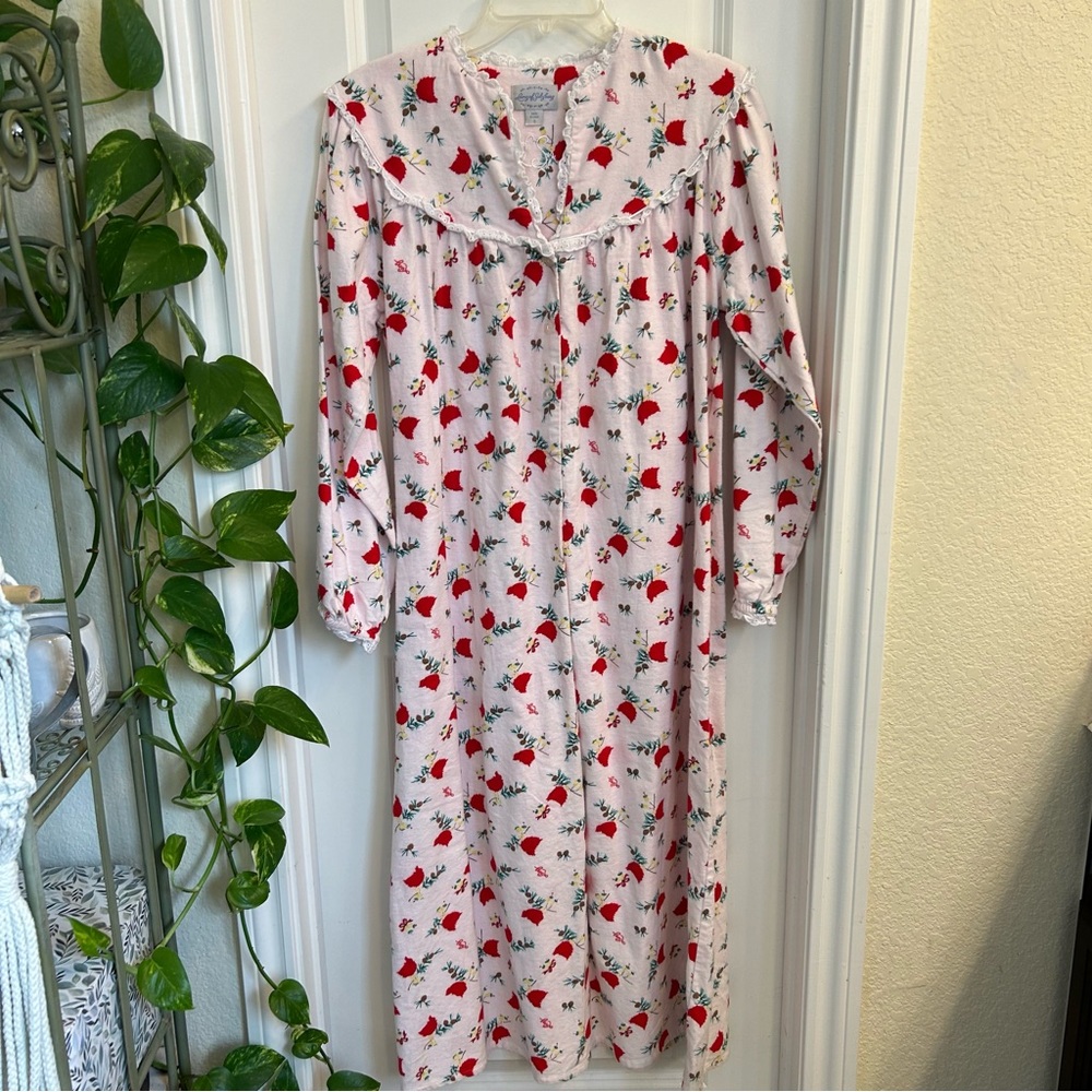 Lanz of Salzburg Long Pink 100% Cotton Flannel Nightgown W/Eyelet Details Sz Sm